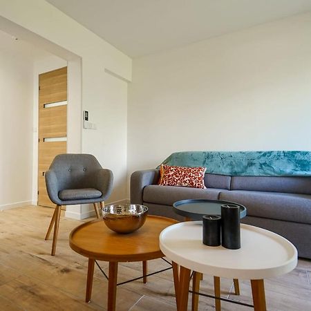 Le Semnoz charmant appartement pour 3 personnes à deux pas du lac! Sévrier Exterior foto