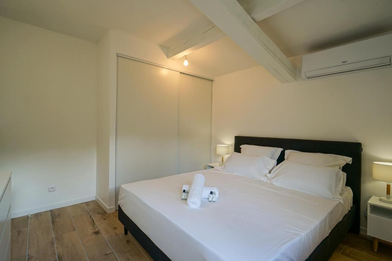 Le Semnoz charmant appartement pour 3 personnes à deux pas du lac! Sévrier Exterior foto